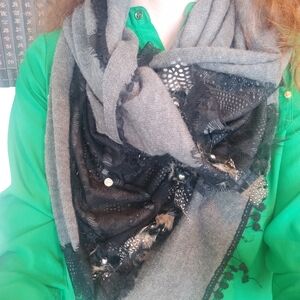 Elegant Gray and Black Lace Women's Scarf